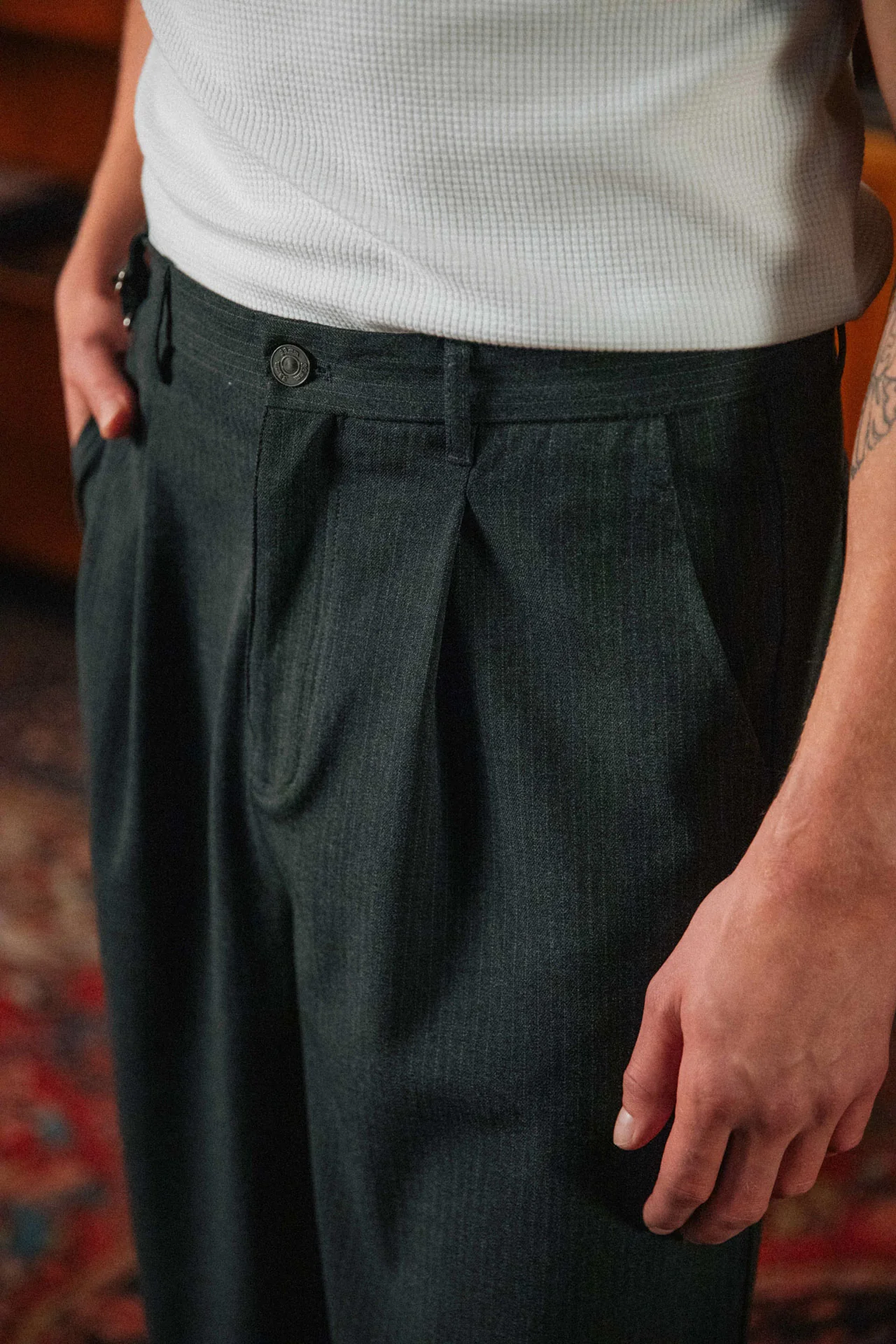 Lowen Barrel Leg Trouser - Image 8